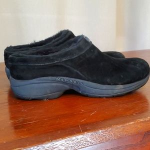 Merrell Black suede Sherpa lined clogs 8.5